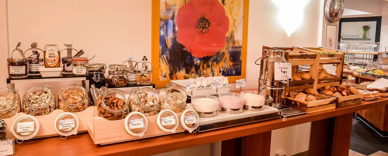 Hotel National Duesseldorf 3*, Düsseldorf Německo