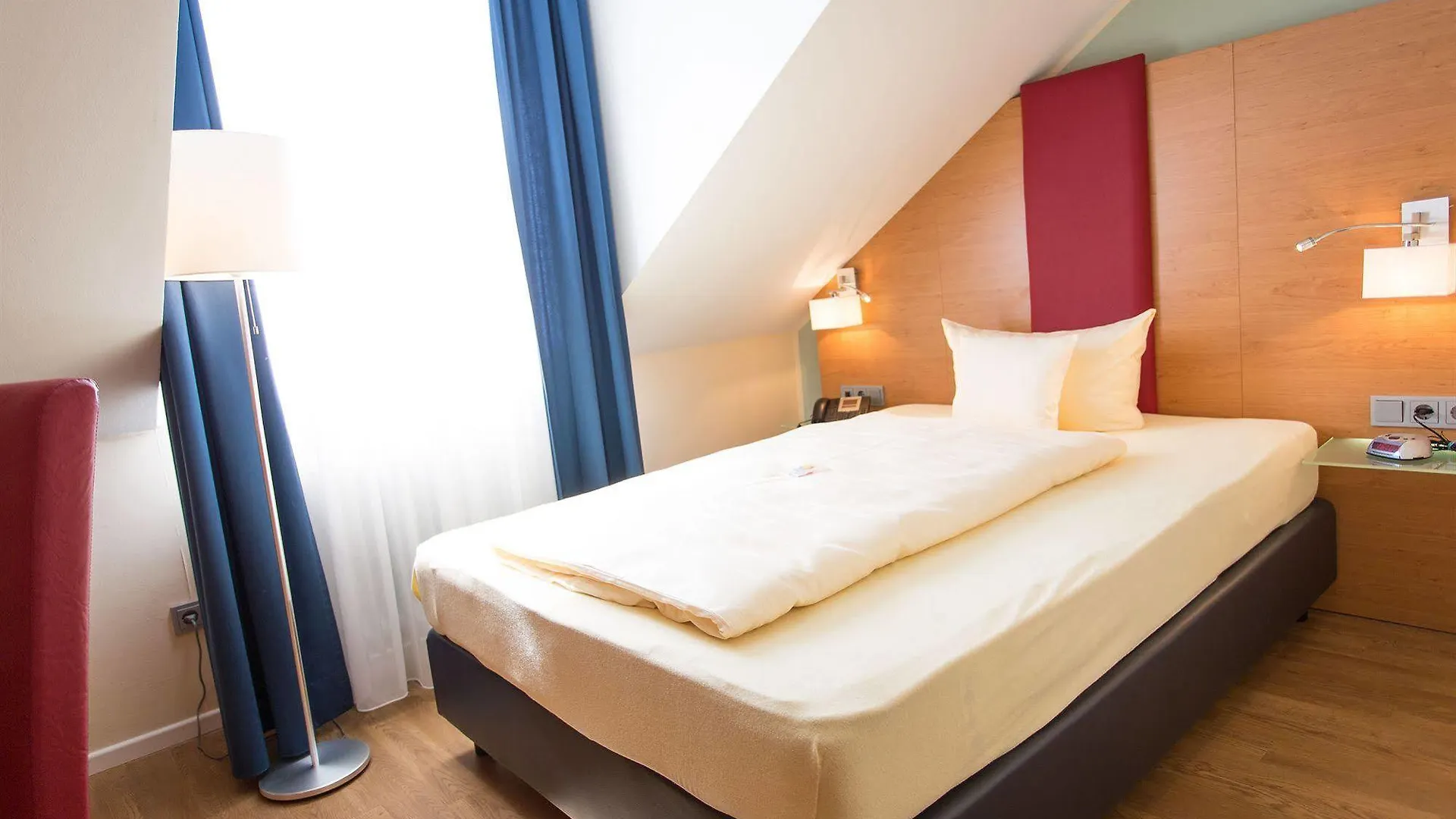 Hotel National Duesseldorf  Düsseldorf